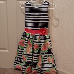 Girls dress